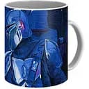 Кружка GeekLand Звездные войны Мандалорец Мандалорец Star Wars The Mandalorian синяя фон TM.04.25 330 мл белая