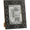 Фоторамка J-Line зі смоли та дерева з ромбами 13х18 см чорна (30212)