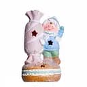 Новорічна декоративна фігурка Дитина з цукеркою Yiwu CR-6-11 з порцеляни з підсвічуванням 12.5 × 9 × 21 см 