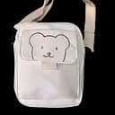 Дитяча сумка крос-боді Ведмедик Тедді в корейському стилі 22х16х6 см біла (25-578)