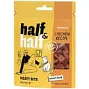 Лакомство для кошек Half & Half в форме мясных кусочков с курицей 50 г