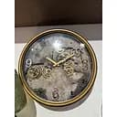 Настенные часы J-line в деревянном корпусе с картой мира и движущимся механизмом 39 см (48900)