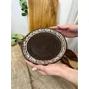 Тарелка 21 см керамическая (глиняная) резная Ангоб