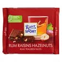 Шоколад молочный Ritter Sport с ямайским ромом, изюмом и орехами 100 г (29329)