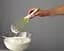 Венчик Joseph Joseph Twist Frusta Per Dolci In Silicone 2 в 1, 29.5 разноцветный (20073) - миниатюра 8