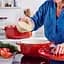 Каструля KitchenAid Cast Iron чавунна з кришкою 26 см 5.2 л червона (CC006060-001) - мініатюра 9