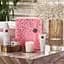 Подарочный набор Rituals Sakura Medium Gift Set: скраб для тела 125 г + крем для тела 100 мл + гель-пена для душа 200 мл + ароматическая свеча 140 г - миниатюра 4