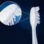 Зубная щетка Oral-B Pro-Expert Extra Clean средняя синяя 1 шт. - миниатюра 3