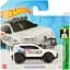 Базова машинка Hot Wheels HW Green Speed Volvo XS40 Recharge біла (5785)  - мініатюра 1