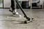 Пылесос Karcher профессиональный WD 4 V-20/5/22, 1000 Вт, контейнер 20 л, 6,8 кг - миниатюра 2