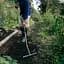 Грабли металлические Fiskars Ergonomic 36 см с эргономичной ручкой 150 см. (1077112) - миниатюра 4