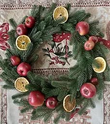 Вінок новорічний різдвяний Hvoya Traditional з литої хвої зелений 50 см - мініатюра 4
