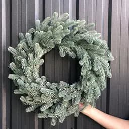 Вінок хвойний різдвяний Hvoya Traditional литий блакитний 40 см - мініатюра 4