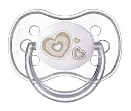 Силіконова симетрична пустушка Canpol babies Newborn Baby 18+ міс., бежевий (22/582_bei) - мініатюра 1