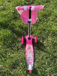 Самокат Barbie триколісний з рюкзаком (LS2211) - мініатюра 3