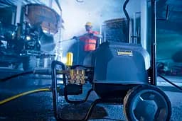 Апарат високого тиску Karcher HD 9/20-4 M Classic (1.367-903.0) - мініатюра 8