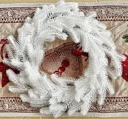 Вінок новорічний різдвяний Hvoya Traditional з литої хвої білий 40 см - мініатюра 3