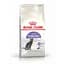 Сухой корм для взрослых стерилизованных кошек и кастрированных котов Royal Canin Sterilised 2 кг + 400 г - миниатюра 2