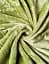 Плед Love You з помпонами штучне хутро 220х200 см зелений (181164) - мініатюра 3