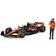 Автомодель с фигуркой Bburago McLaren MCL38, 1:24 в ассортименте (18-28040) - миниатюра 7