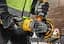 Акумуляторна болгарка DeWalt з АКБ та ЗП DCG418T2 - мініатюра 4